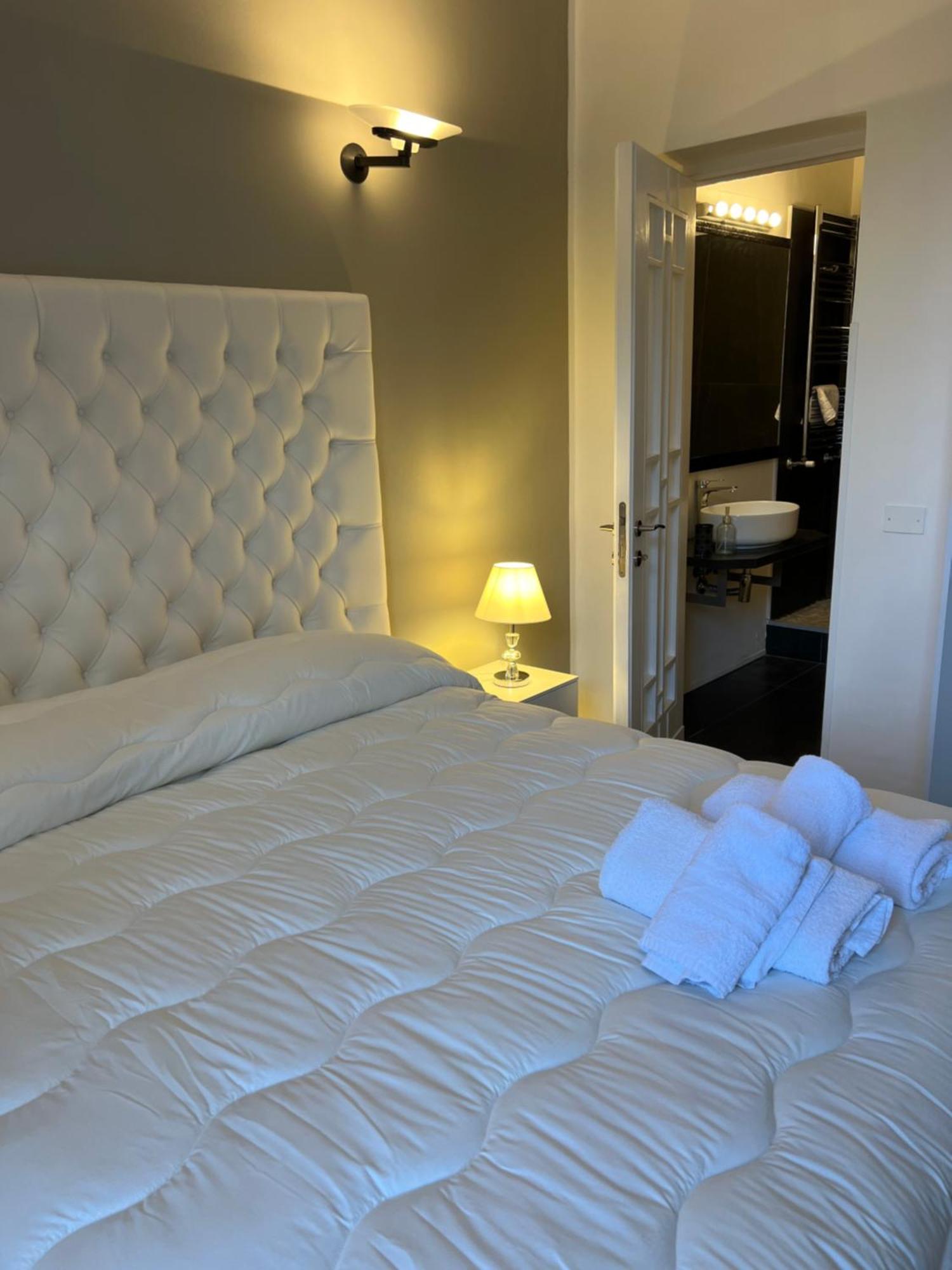 Luxury Room Anelli Center Of Roma Exteriör bild