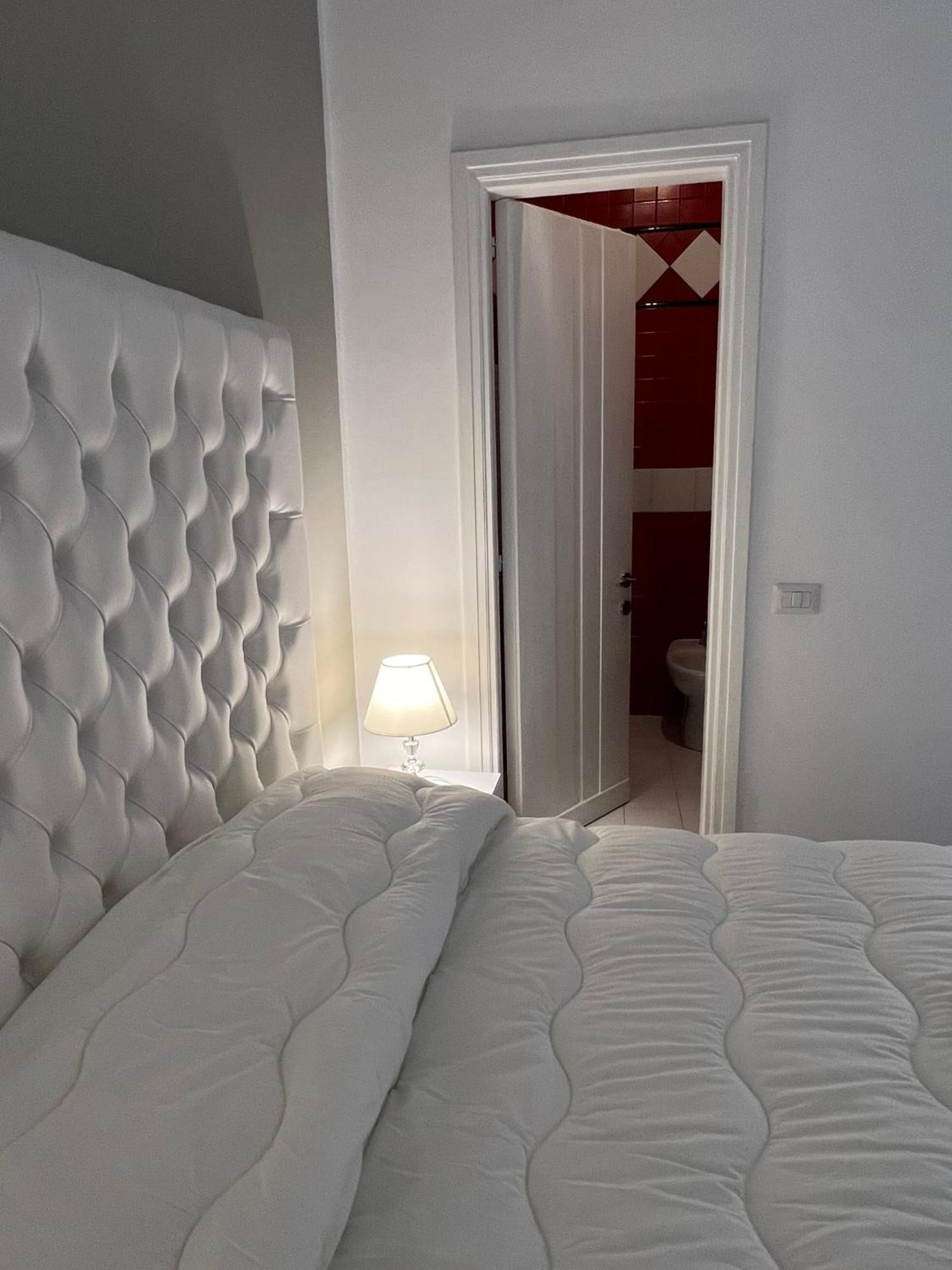 Luxury Room Anelli Center Of Roma Exteriör bild