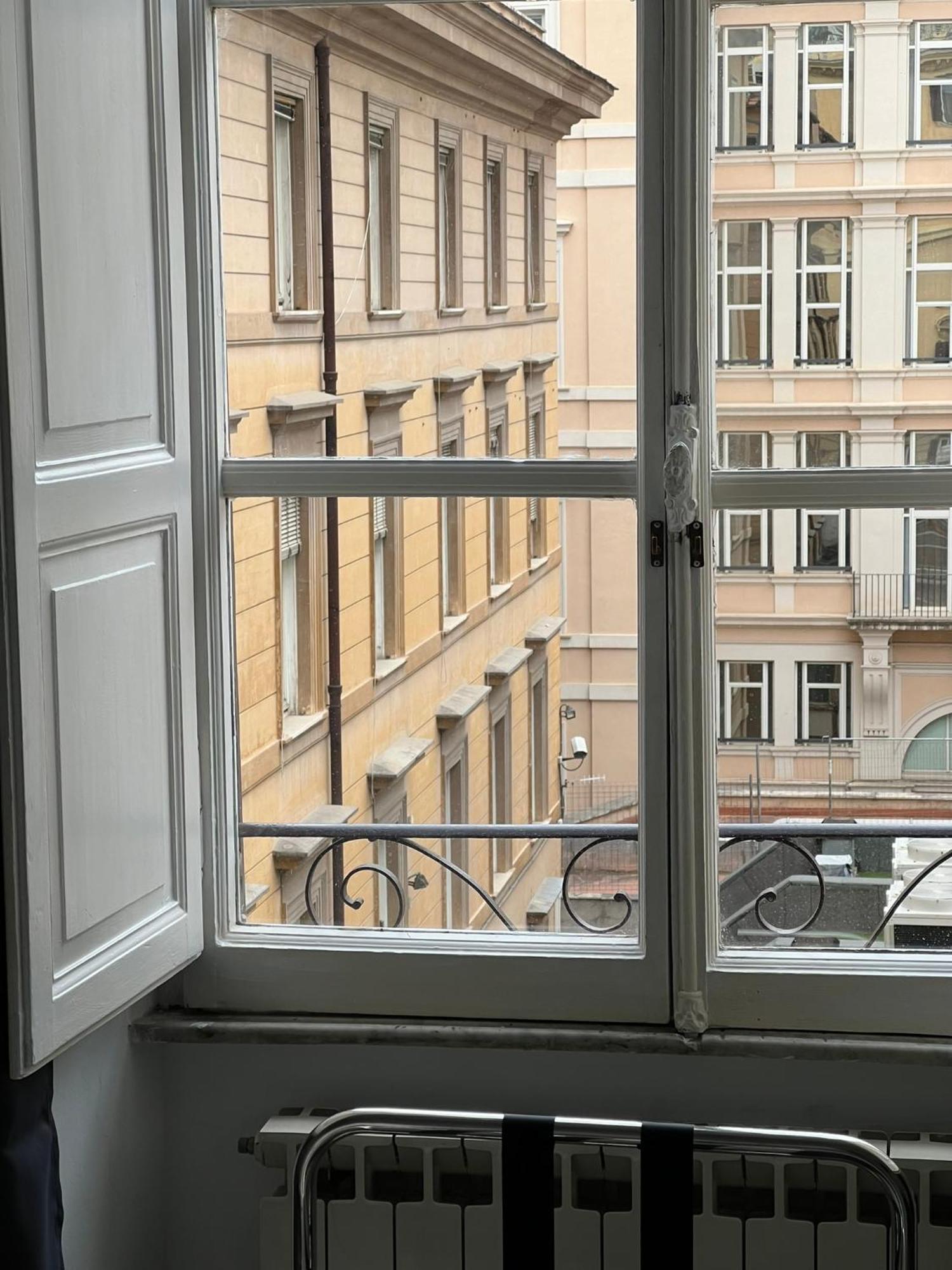 Luxury Room Anelli Center Of Roma Exteriör bild
